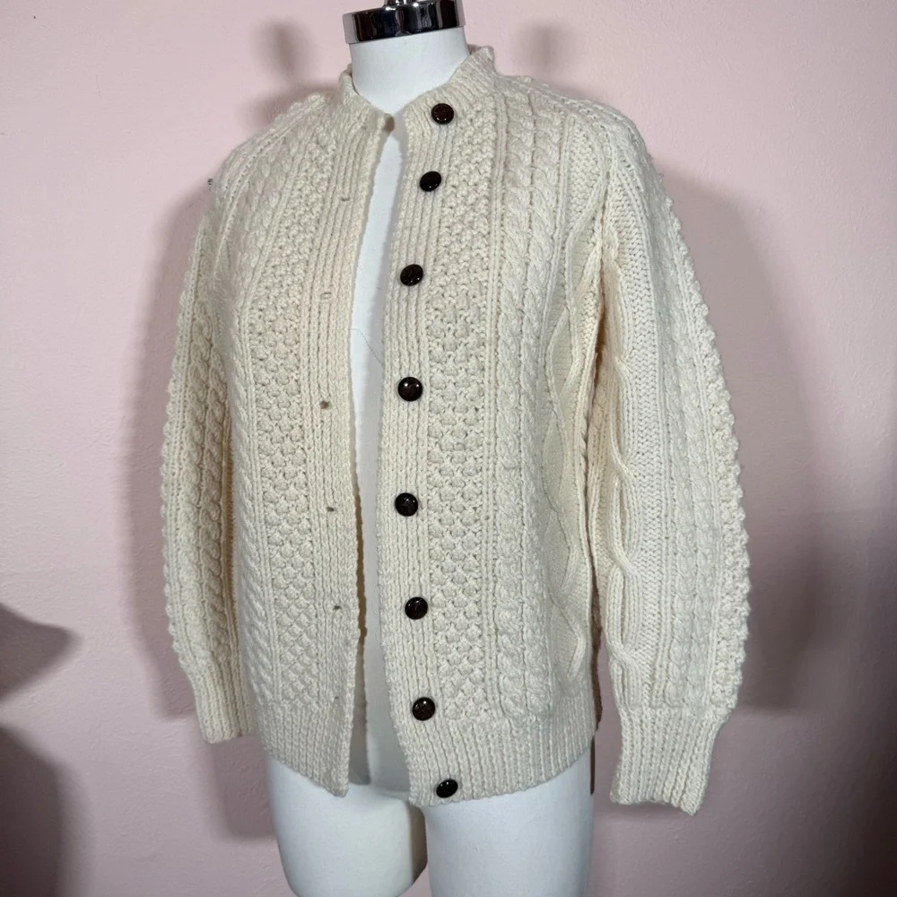 Vintage 1950’s hand knit Cable Knit Irish wool Cream Cardigan sweater fisherman - Picture 12 of 13